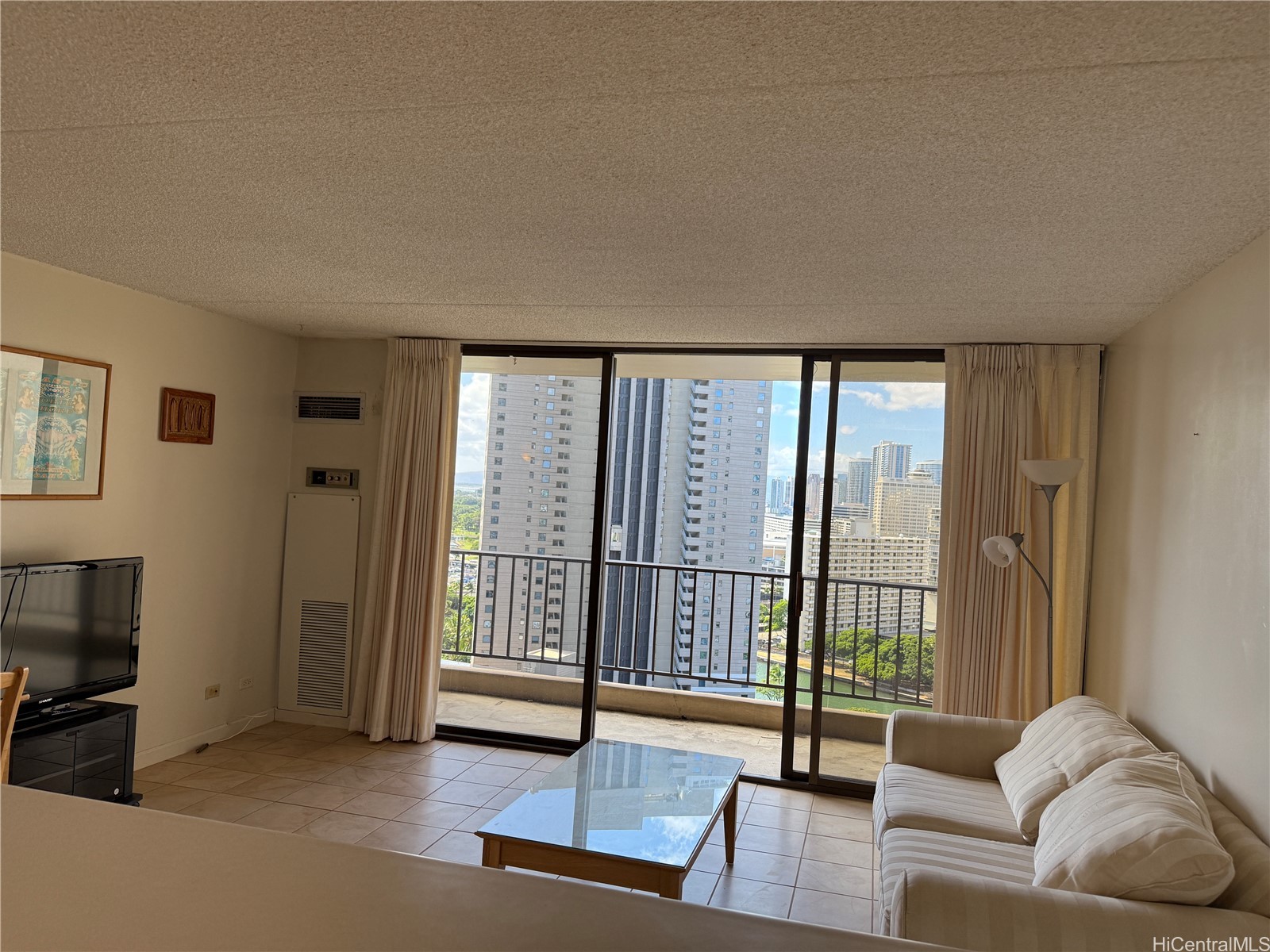 411 Hobron Lane 2108