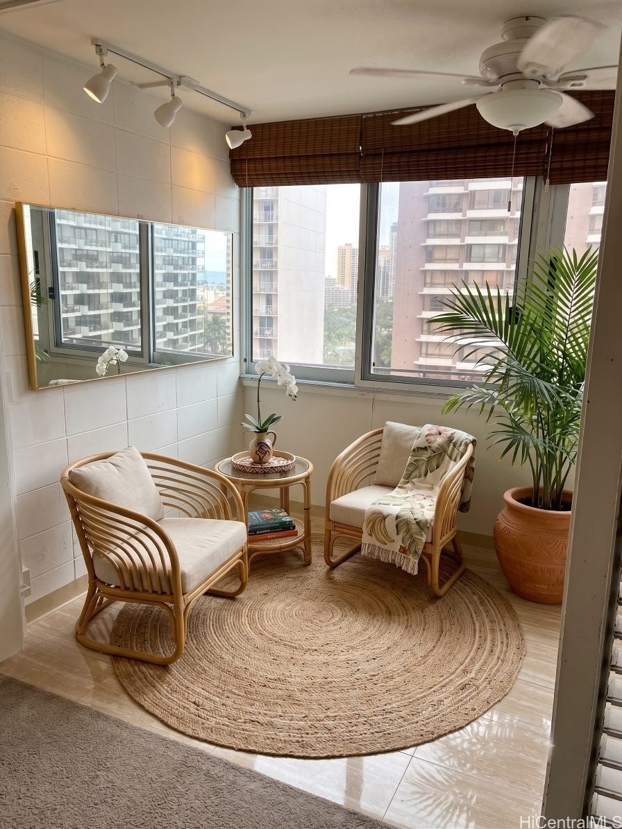 425 Ena Road P7A