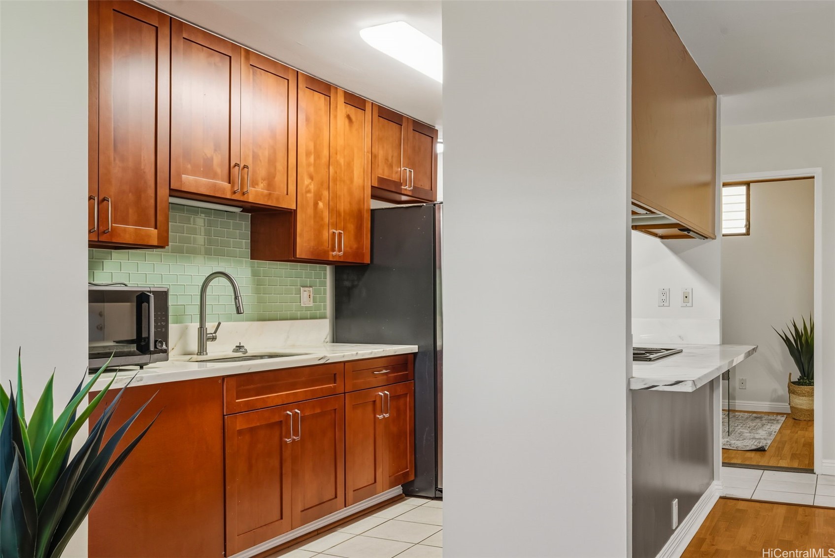 60 N Kuakini Street 1F