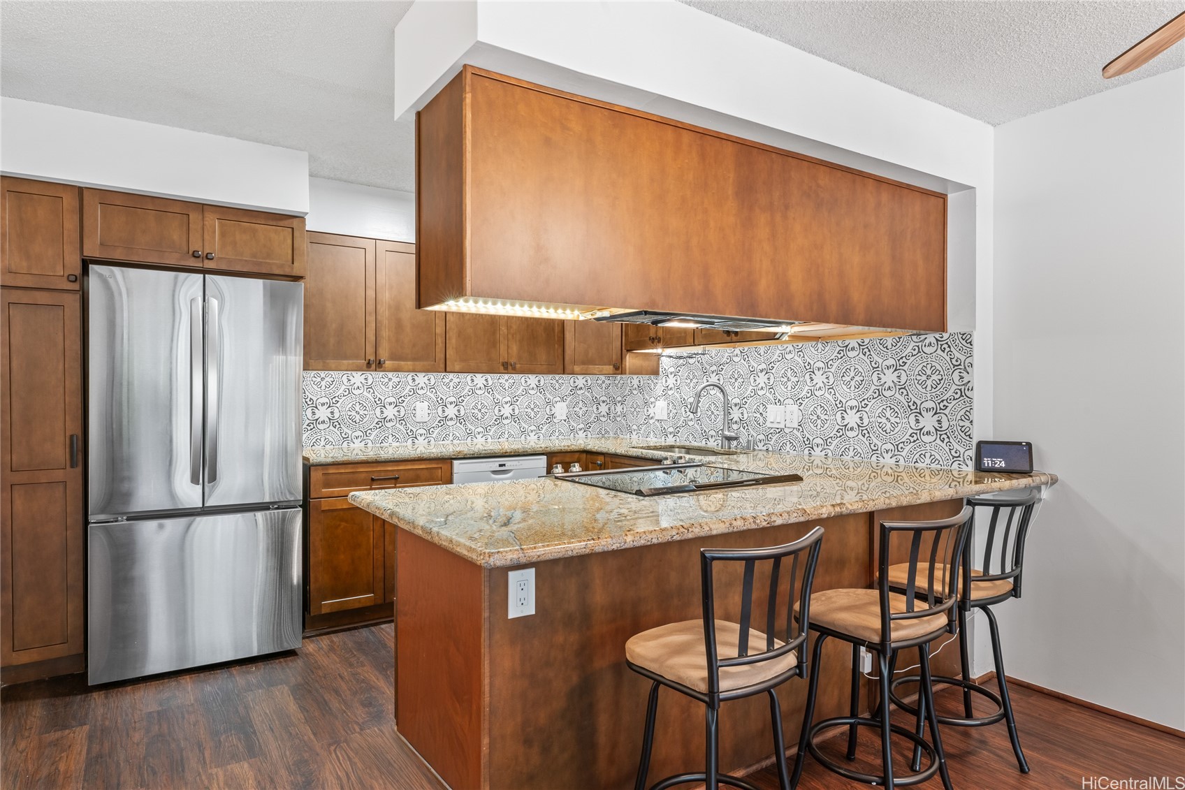 3138 Waialae Avenue 325