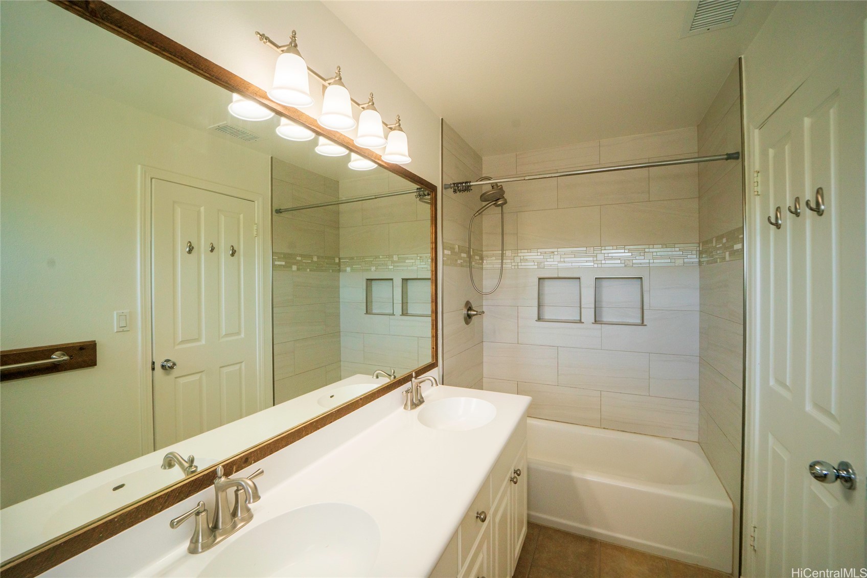 91-6417 Kapolei Parkway