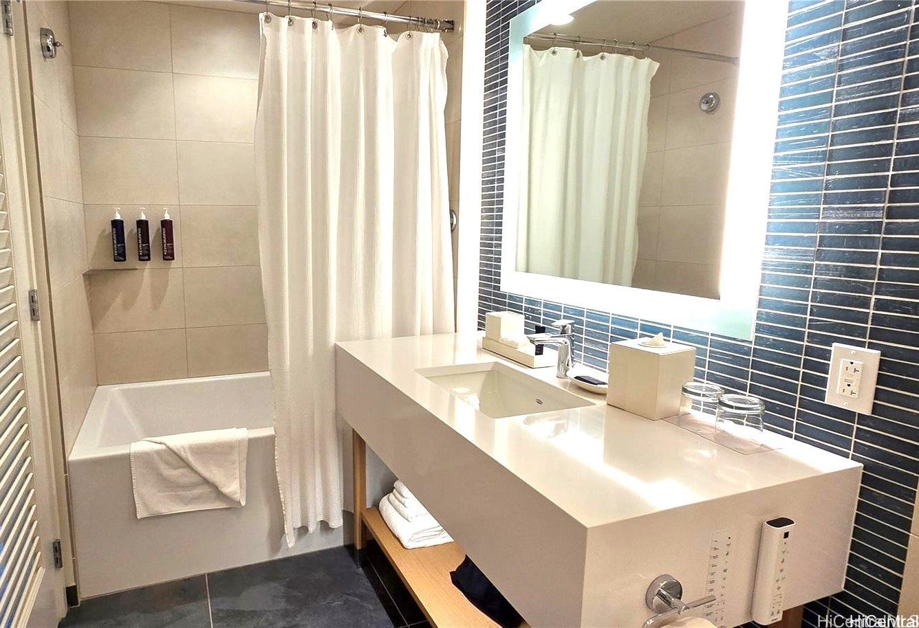 1390 Kapiolani Boulevard 3308