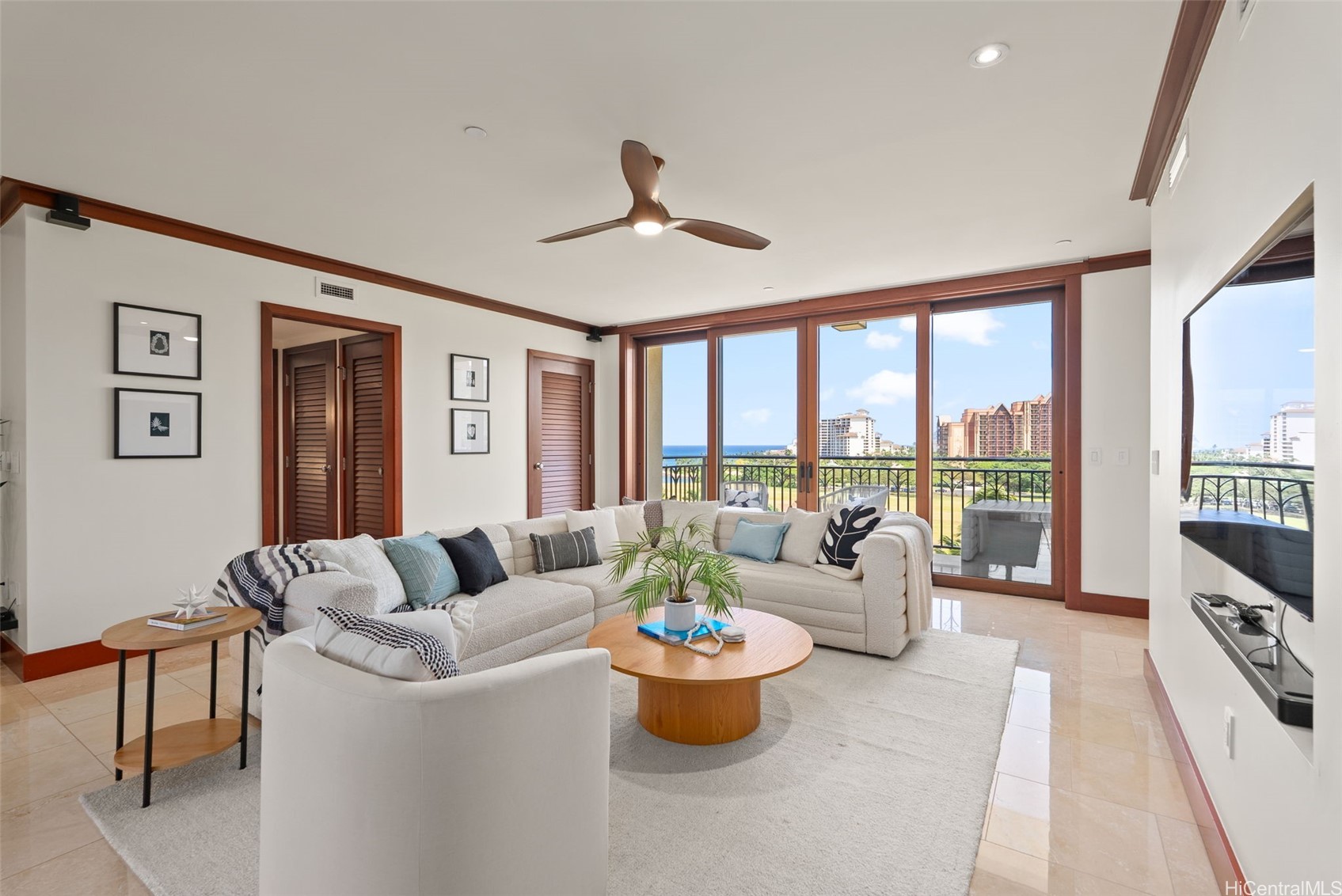 92-104 Waialii Place O812