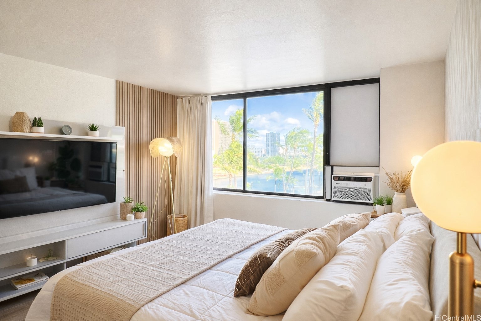 444 Niu Street 709