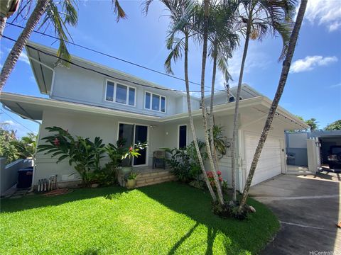 Photo of 864 Aalapapa Drive #Right, Kailua, HI 96734 (MLS # 202607978)