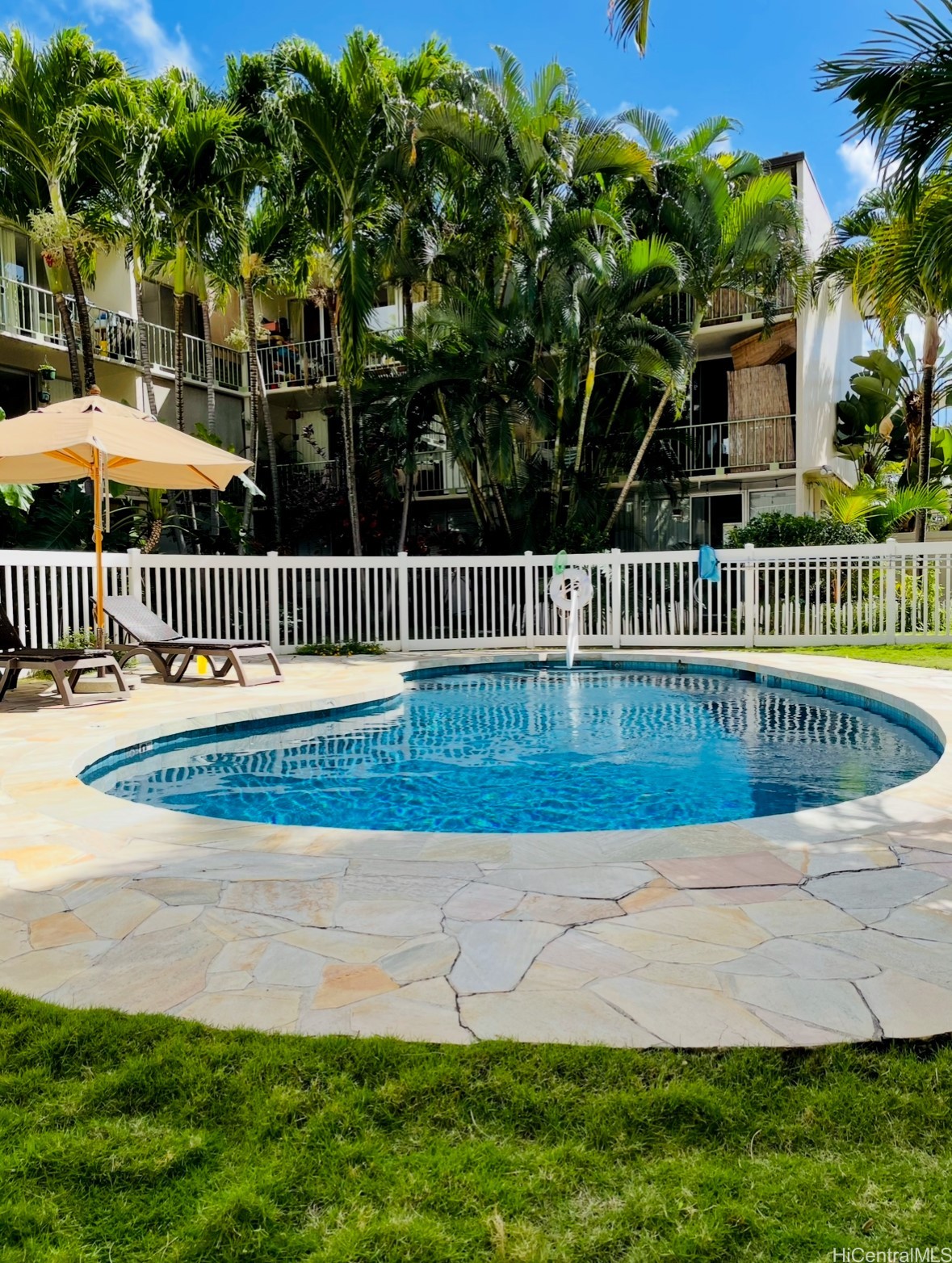 Makiki Palms Condominium