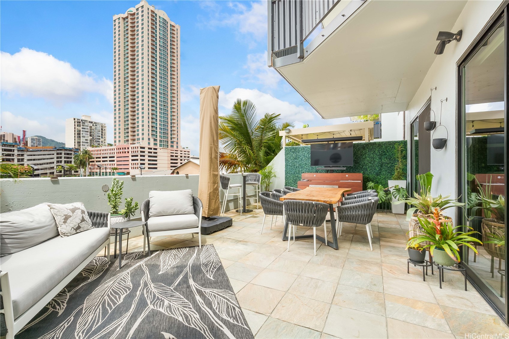 720 Kapiolani Boulevard 303
