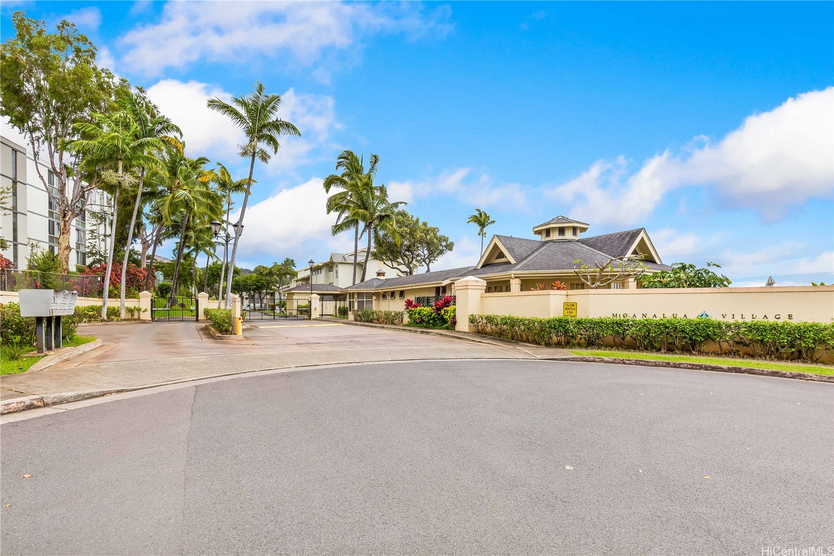 Moanalua Village Condominium