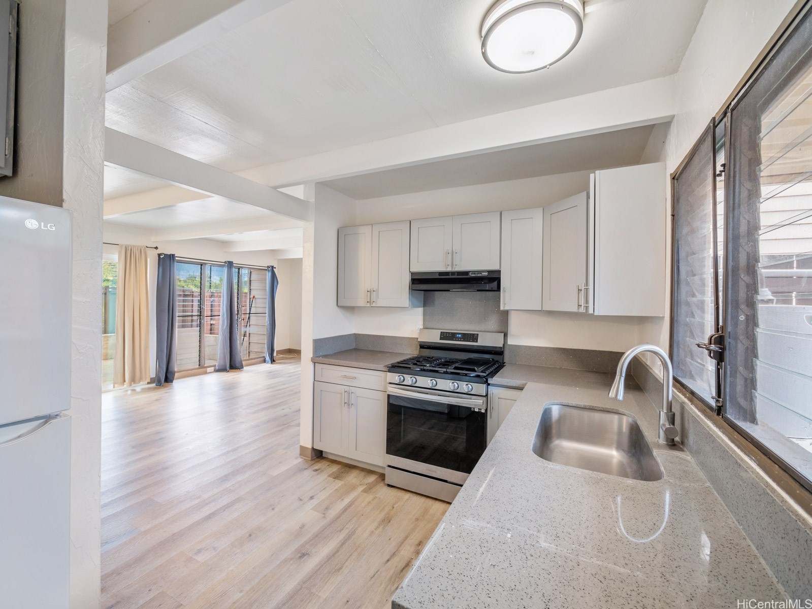 87-186 Helelua Street 2