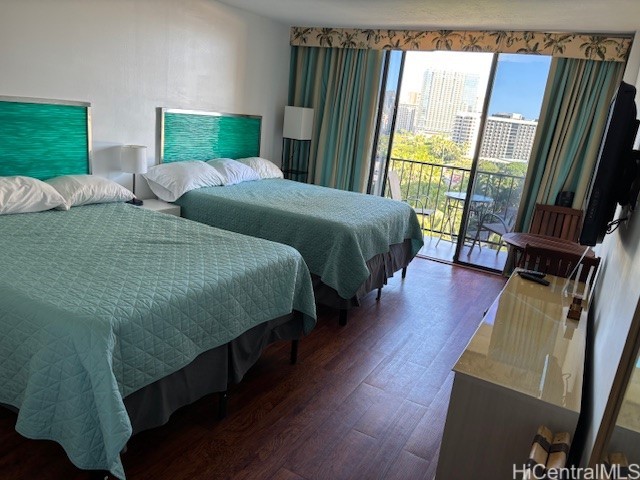 Palms At Waikiki Condominium