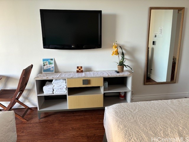 1850 Ala Moana Boulevard 818
