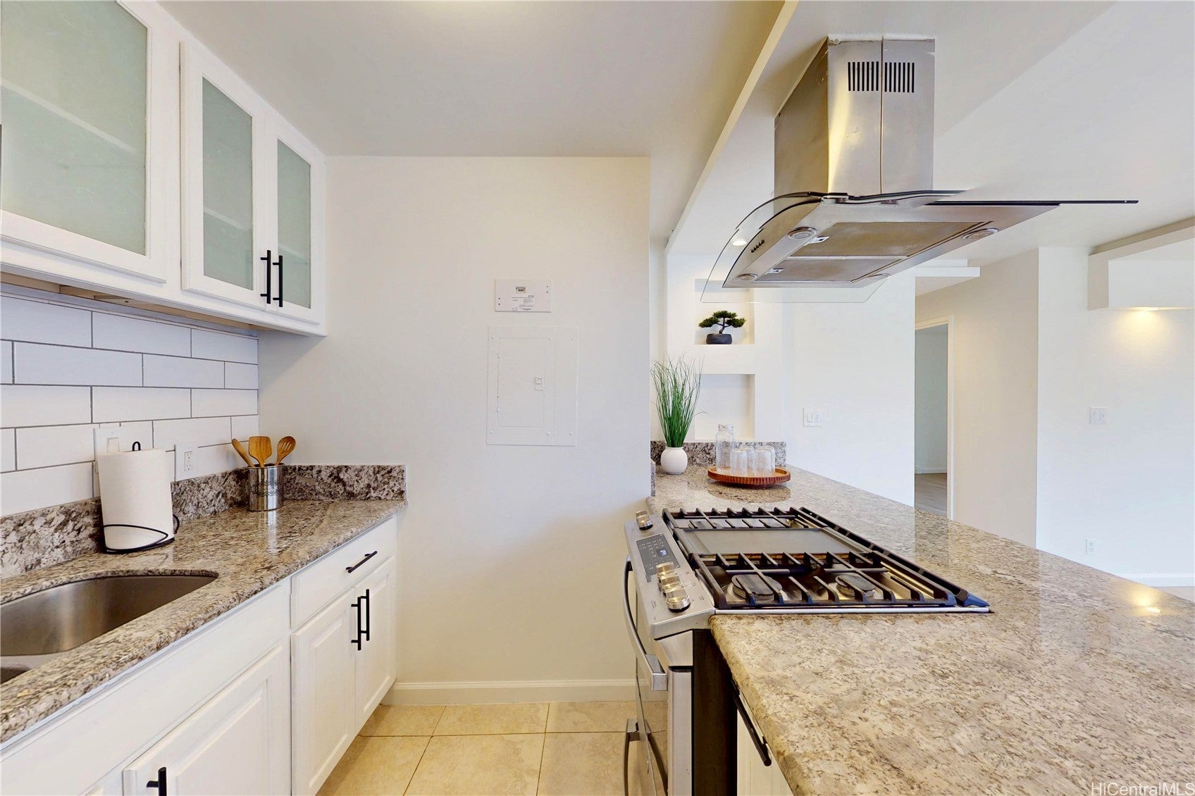 1025 Ala Lilikoi Street E204