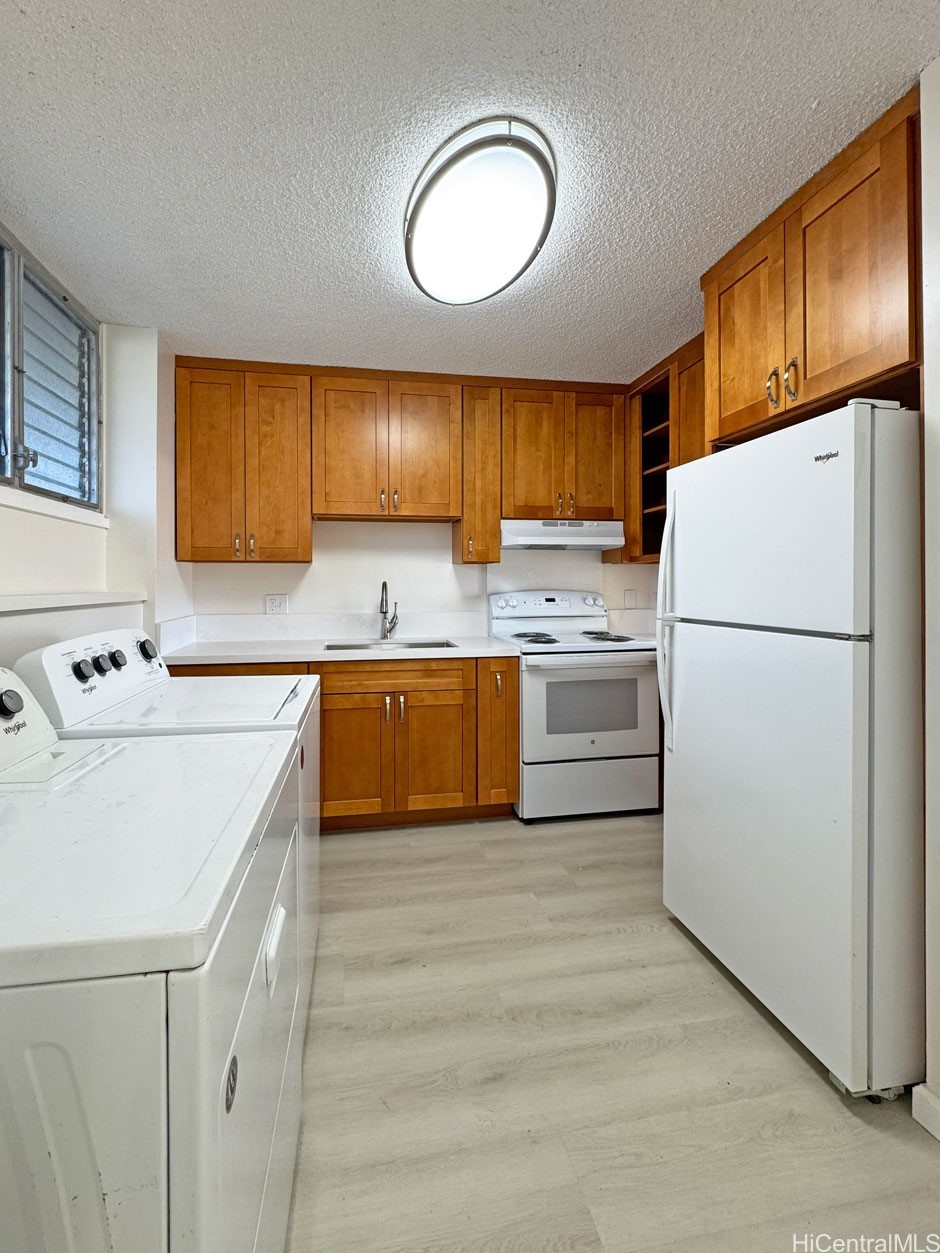 927 Prospect Street 202