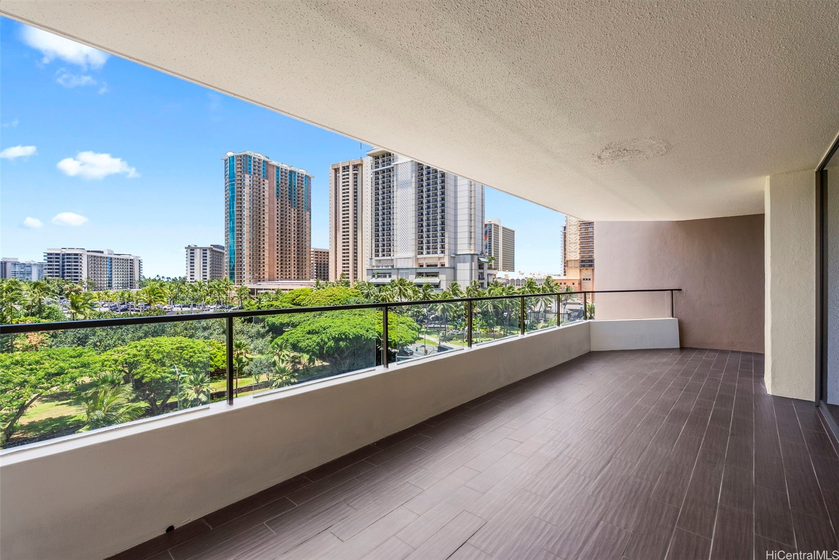 1910 Ala Moana Boulevard 7B
