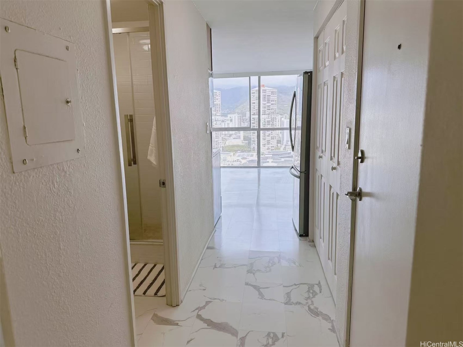 2211 Ala Wai Boulevard 2810