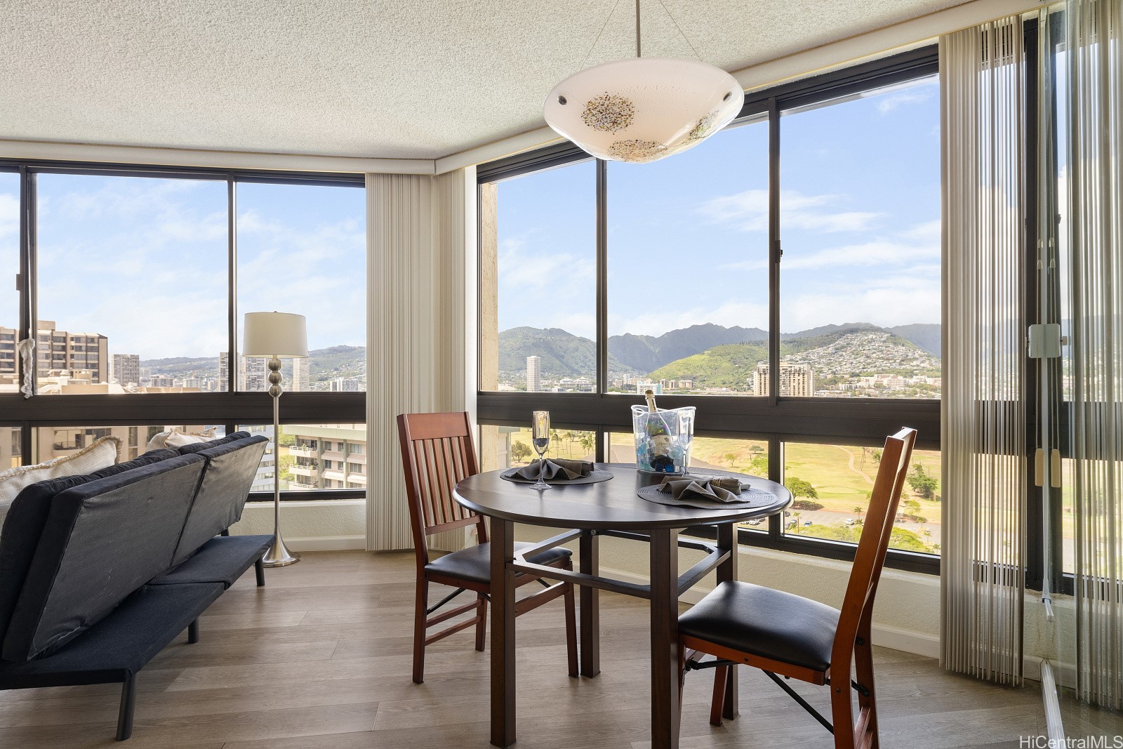 300 Wai Nani Way 1902