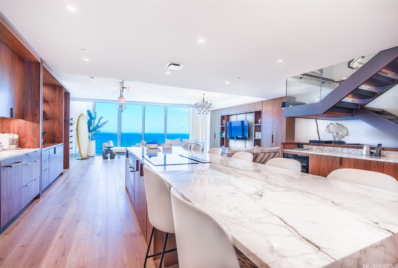 2139 Kuhio Avenue PHB