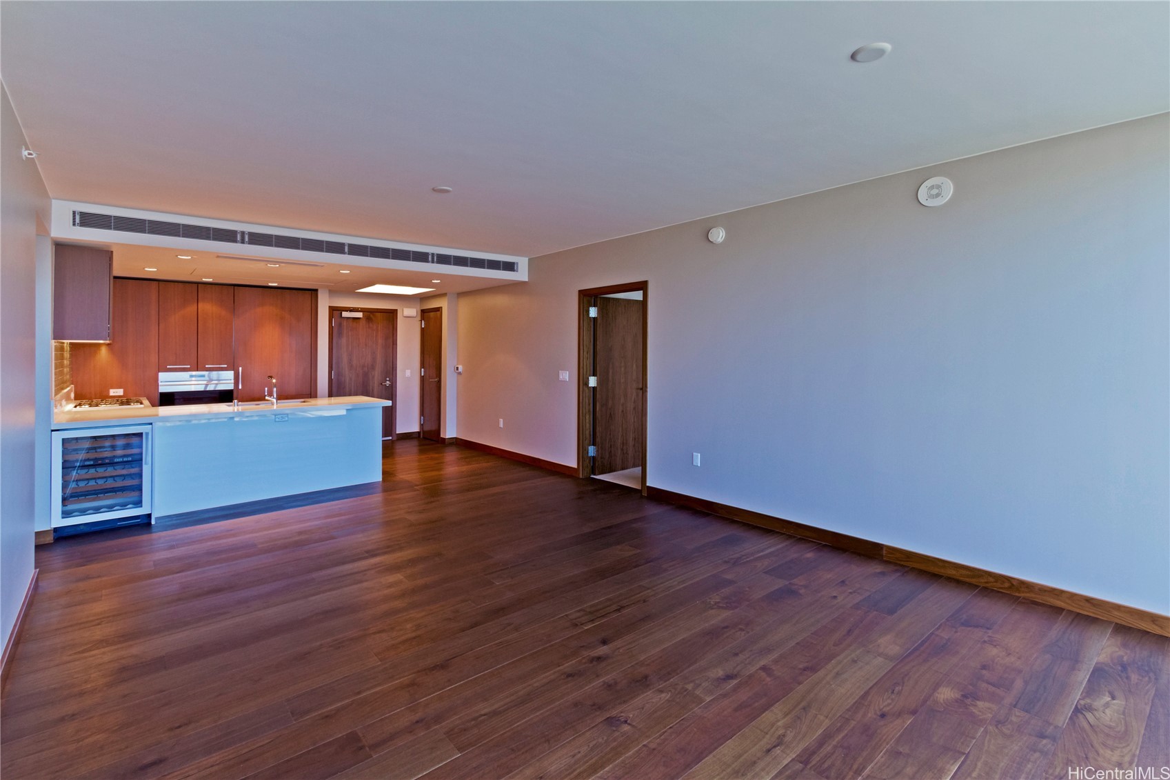 1555 Kapiolani Boulevard 1105