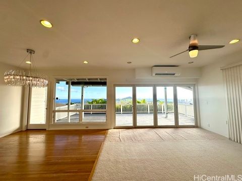 Photo of 3943 Nioi Place, Honolulu, HI 96816 (MLS # 202608792)