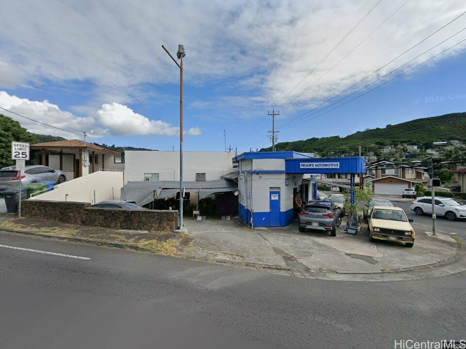 2002 Pauoa Road