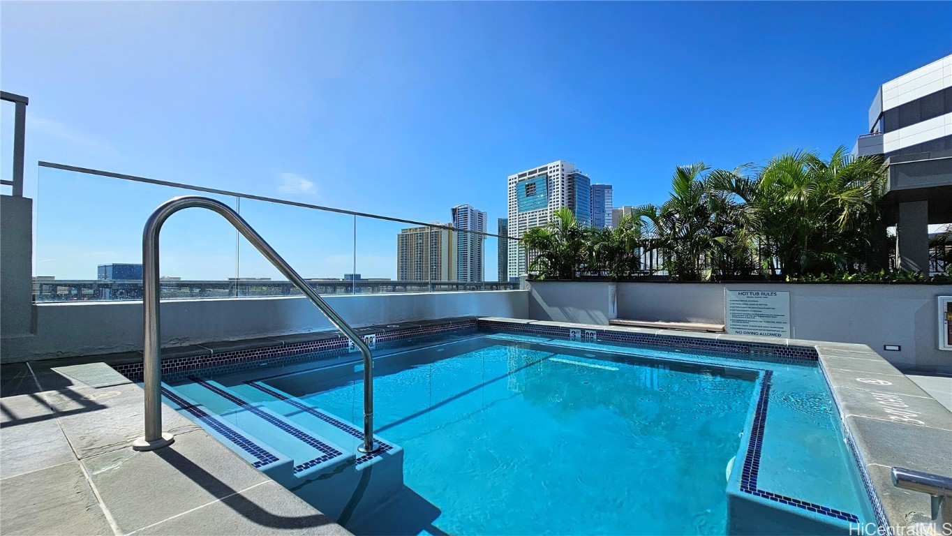 The Central Ala Moana Residential Lease