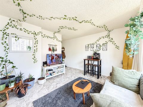 444 Nahua Street 1605 Honolulu HI 96815