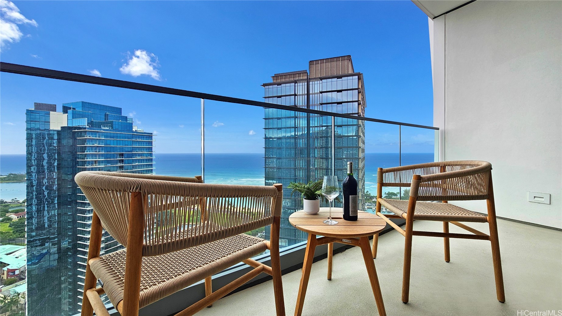 1000 Auahi Street 3504