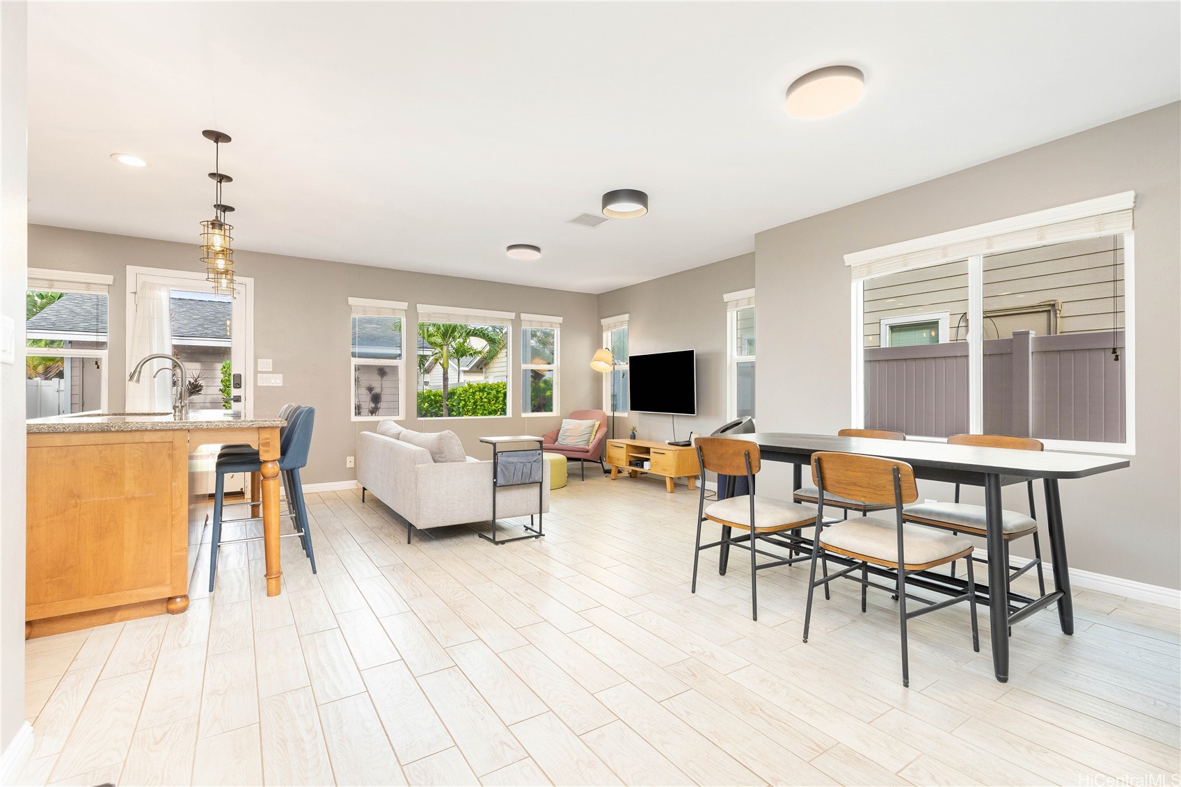 91-1262 Kaileolea Drive