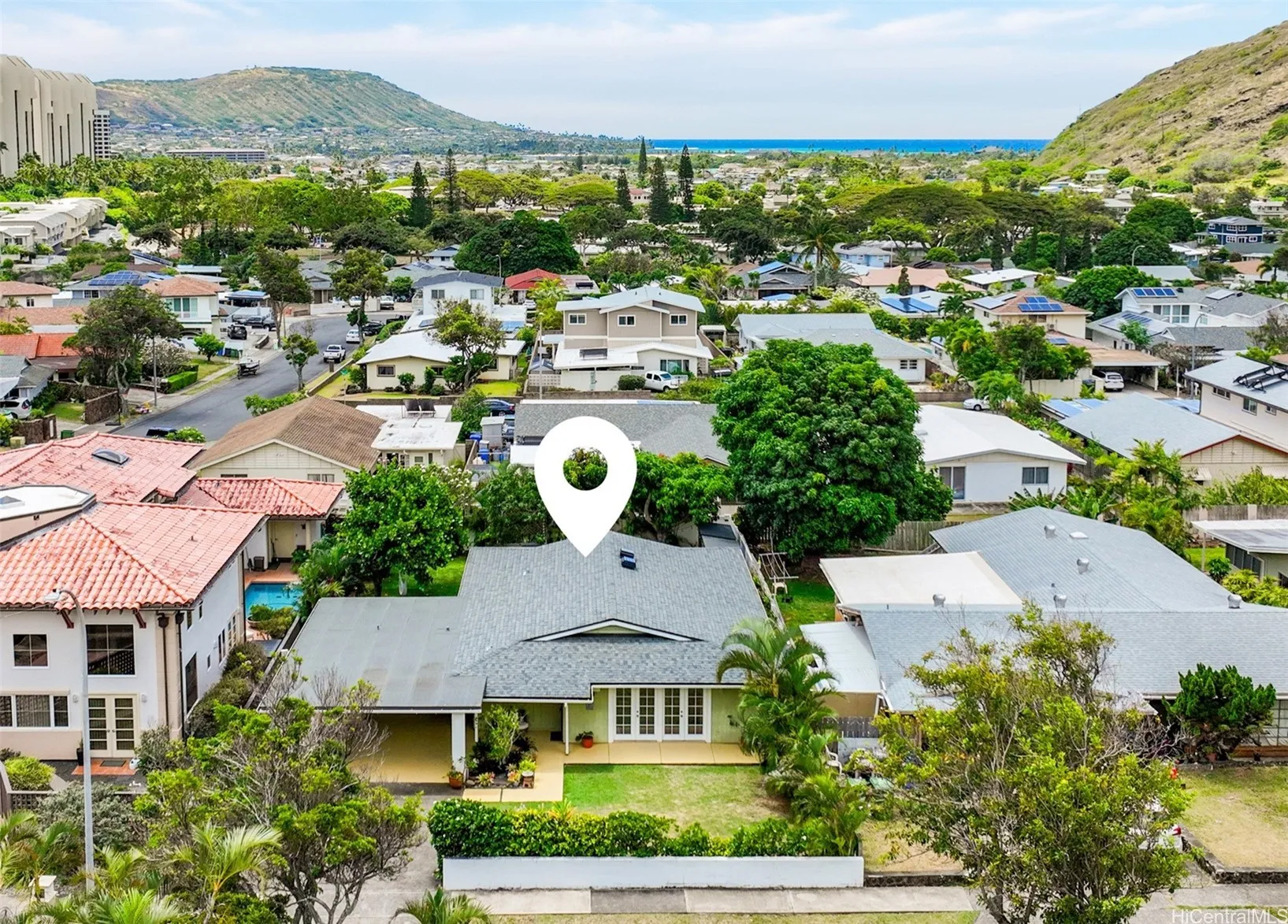 Honolulu, Hawaii 96825, United States, 4 Bedrooms Bedrooms, ,2 BathroomsBathrooms,Residential,Pending,111141