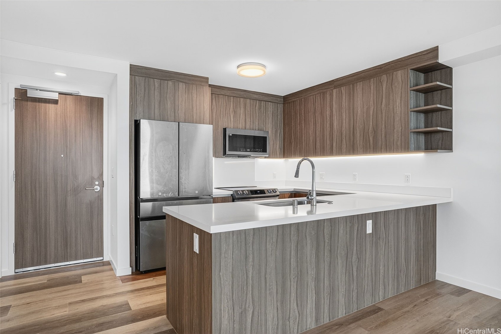 1515 Liona Street 3202