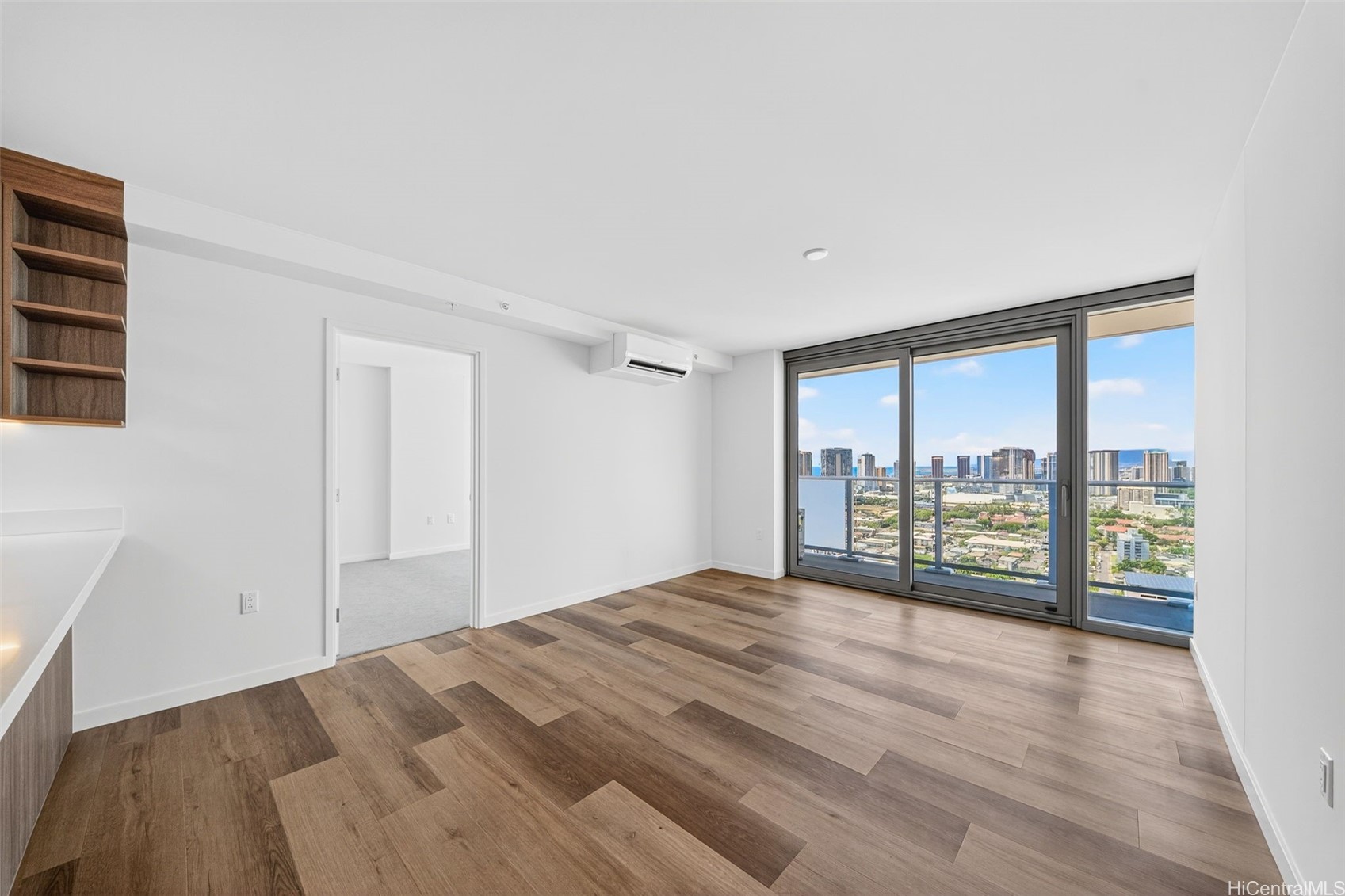 1515 Liona Street 3202