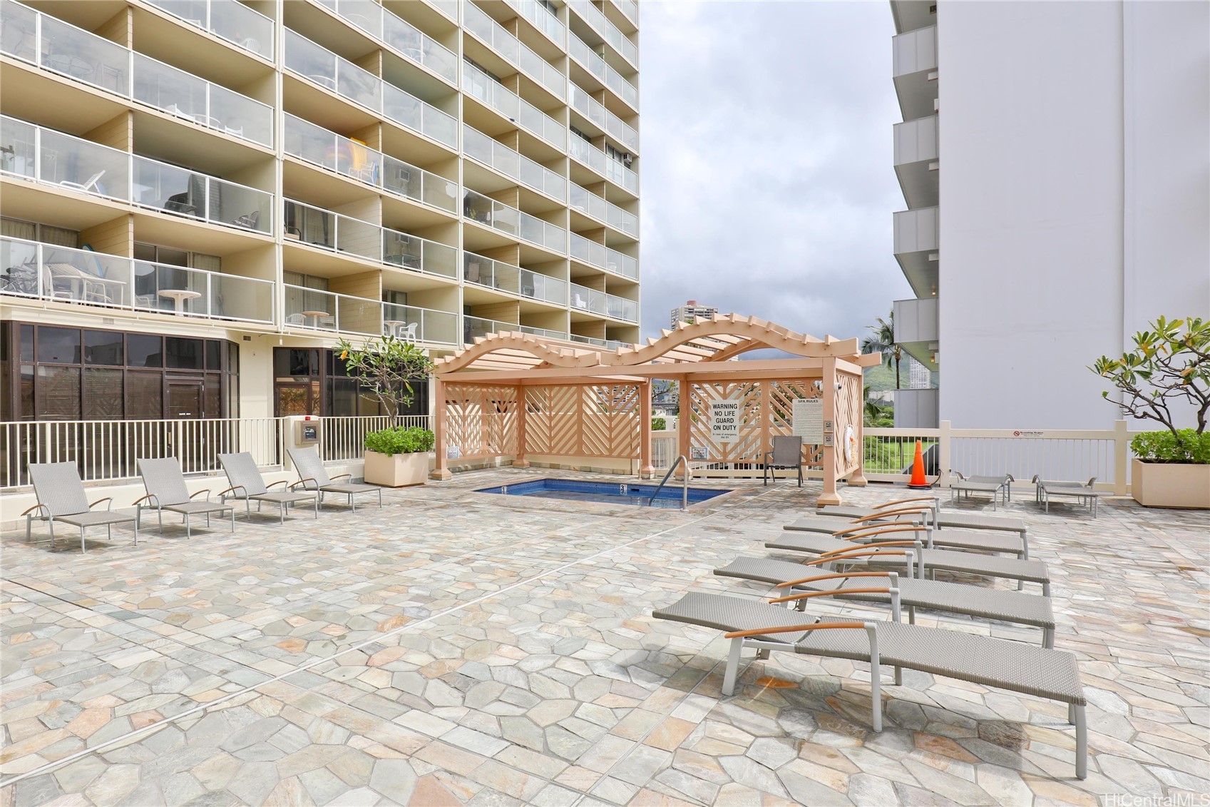 Island Colony Condominium
