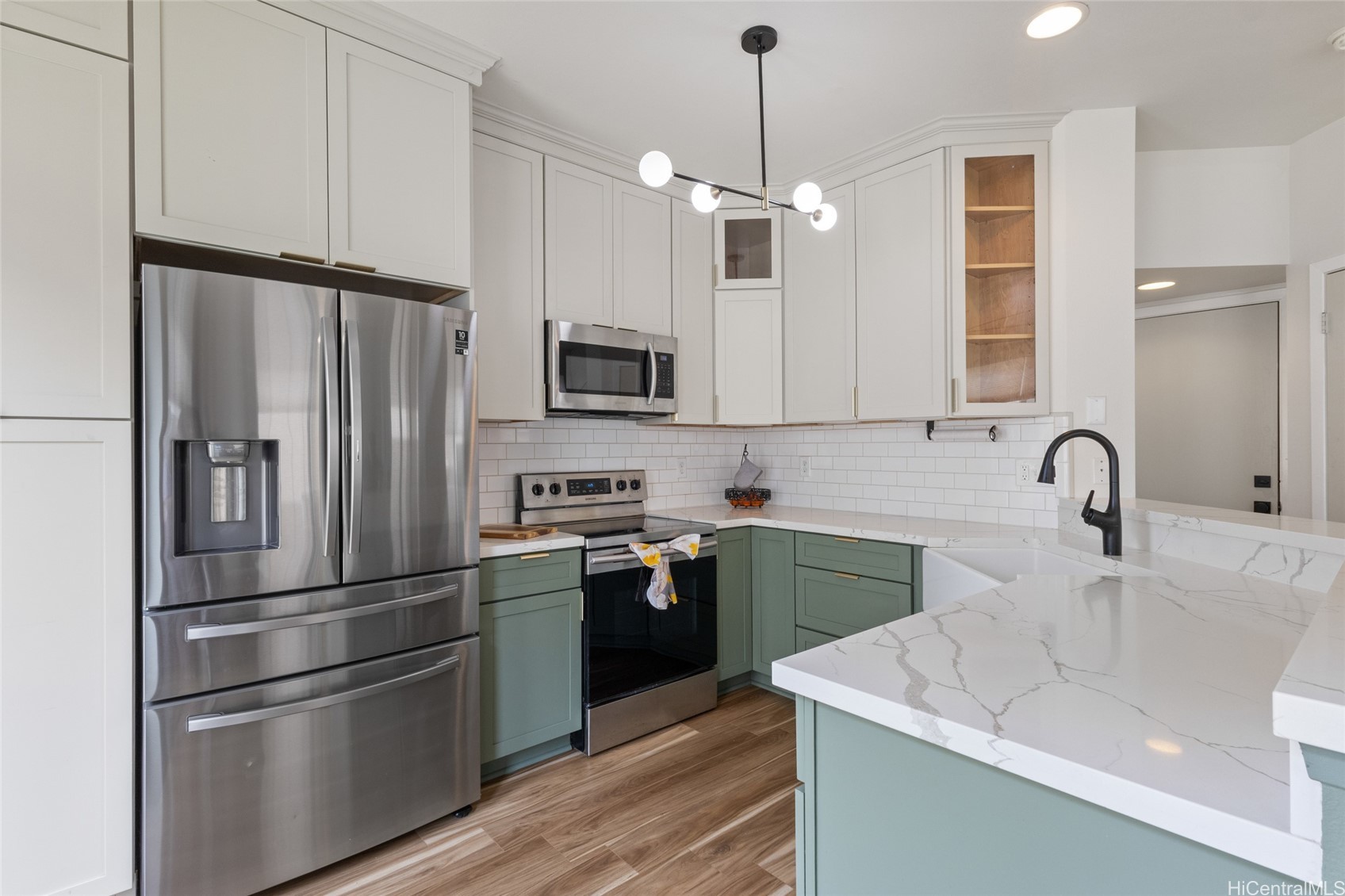 91-1159 Kanela Street M30