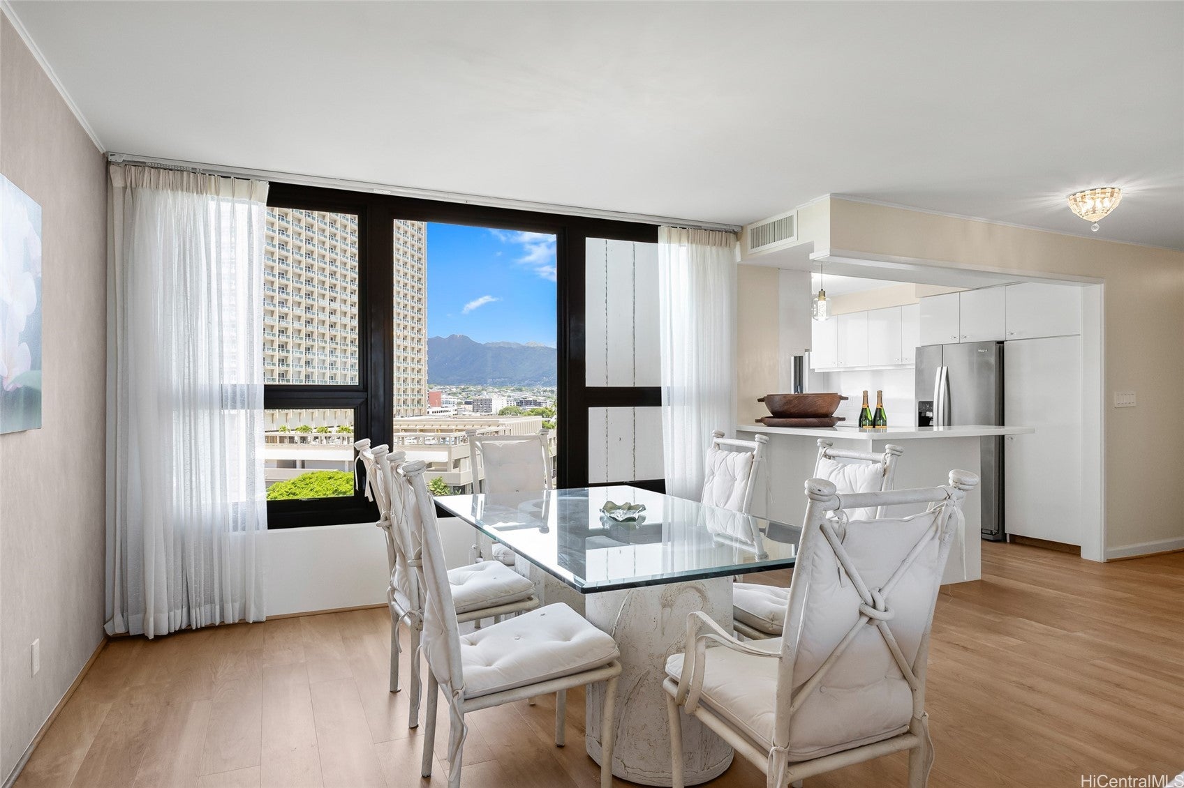 1600 Ala Moana Boulevard 912