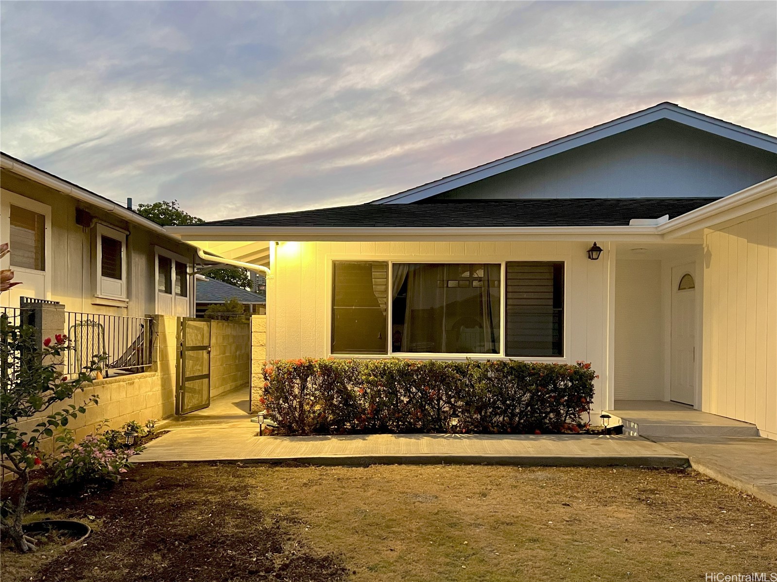 Honolulu Duplex