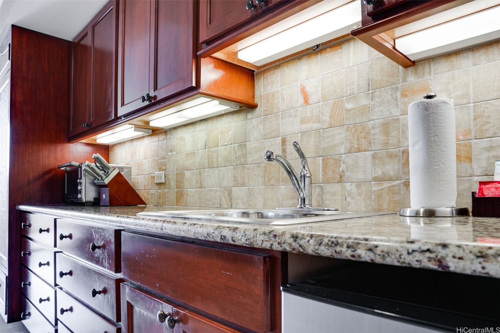 2045 Kalakaua Avenue 114