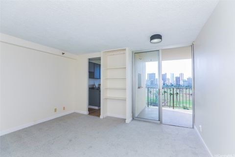 2916 Date Street 10I Honolulu HI 96816