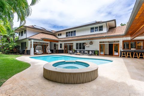 Photo of 127 Mokumanu Drive, Kailua, HI 96734 (MLS # 202518551)