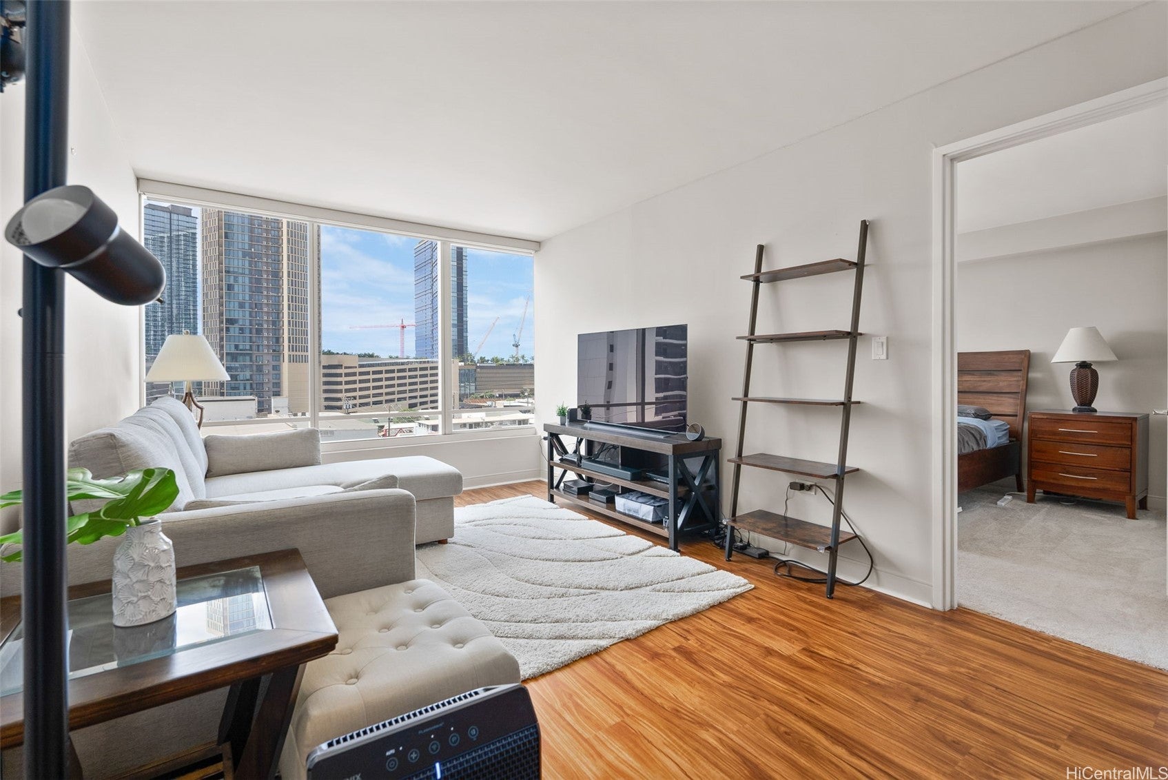 1009 Kapiolani Boulevard 709