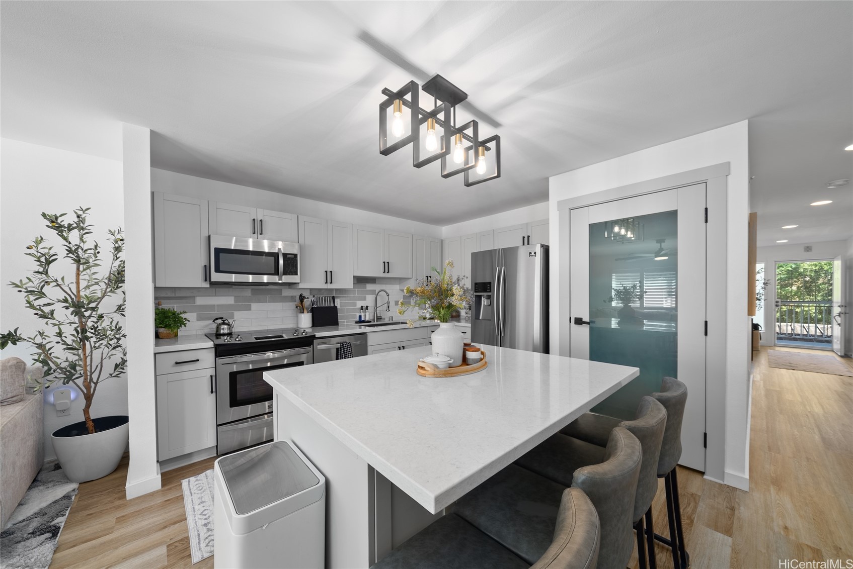 95-060 Waikalani Drive D202