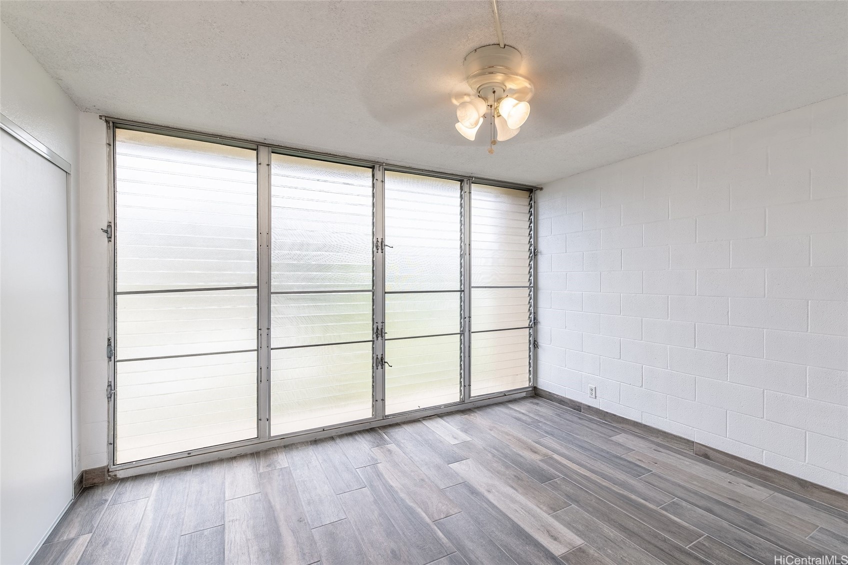 95-273 Waikalani Drive D1102