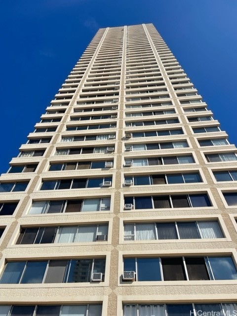 Century Park Plaza Condominium