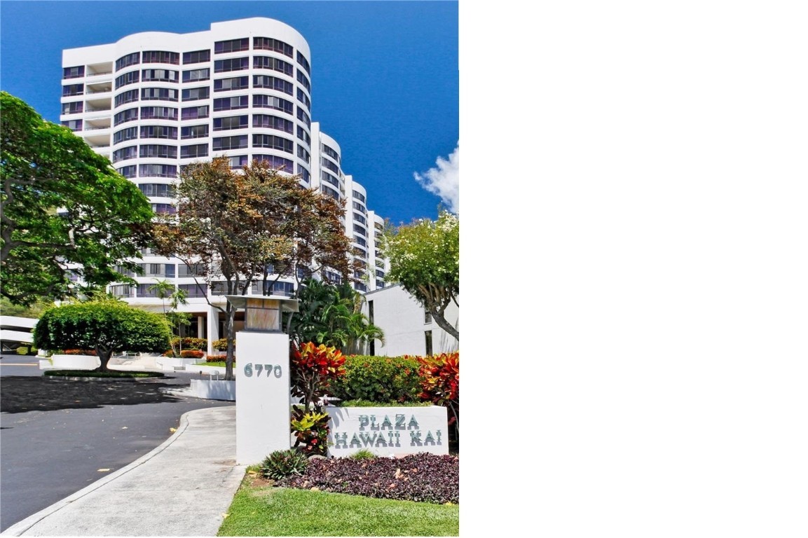Plaza Hawaii Kai Condominium