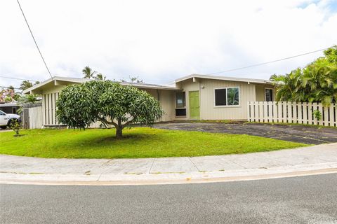 Photo of 604 Paokano Loop, Kailua, HI 96734 (MLS # 202609595)