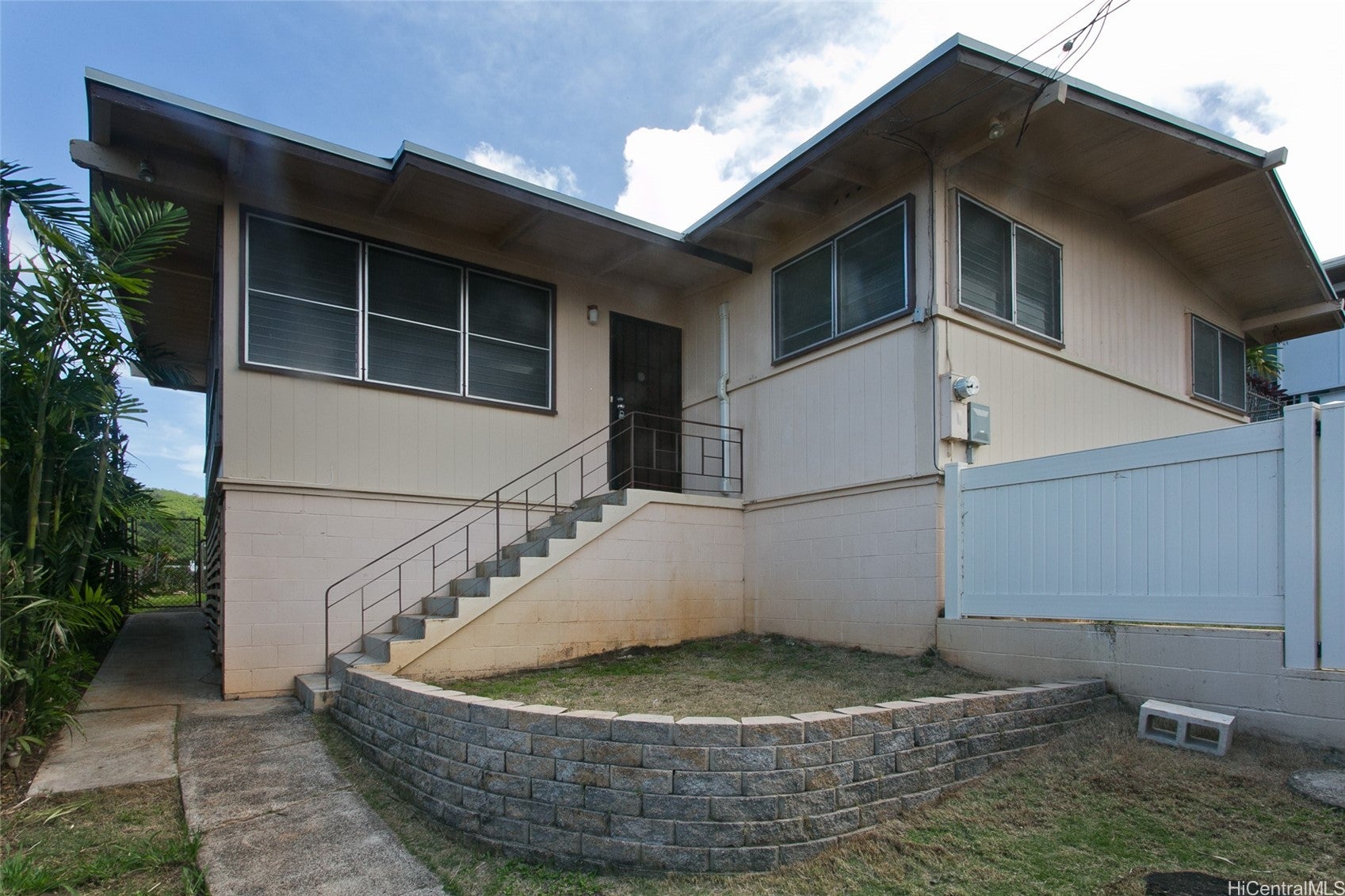 44-127 Mikiola Drive