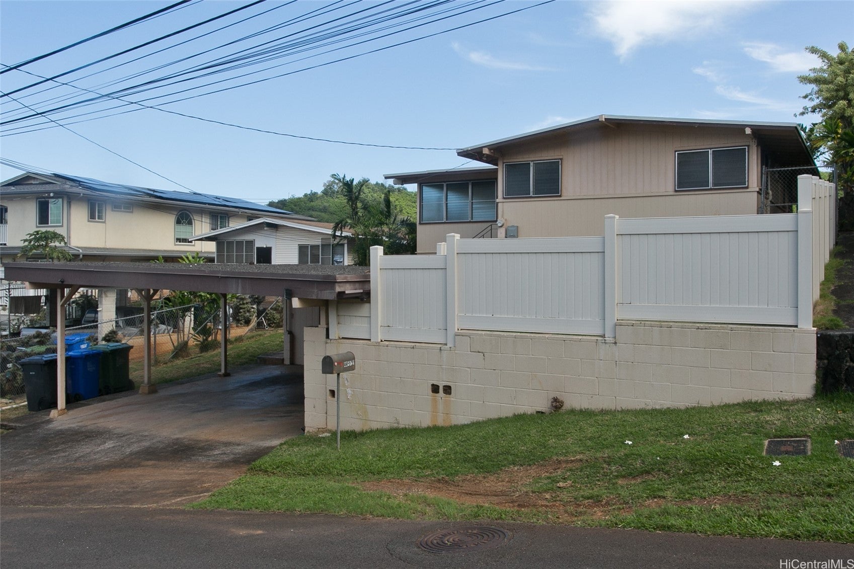 44-127 Mikiola Drive