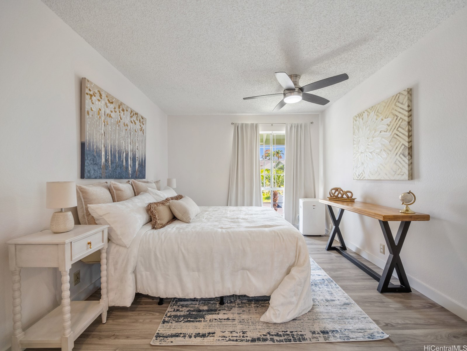 94-1457 Waipio Uka Street O204