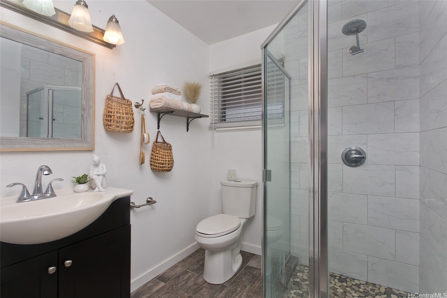 4882 Kilauea Avenue 2