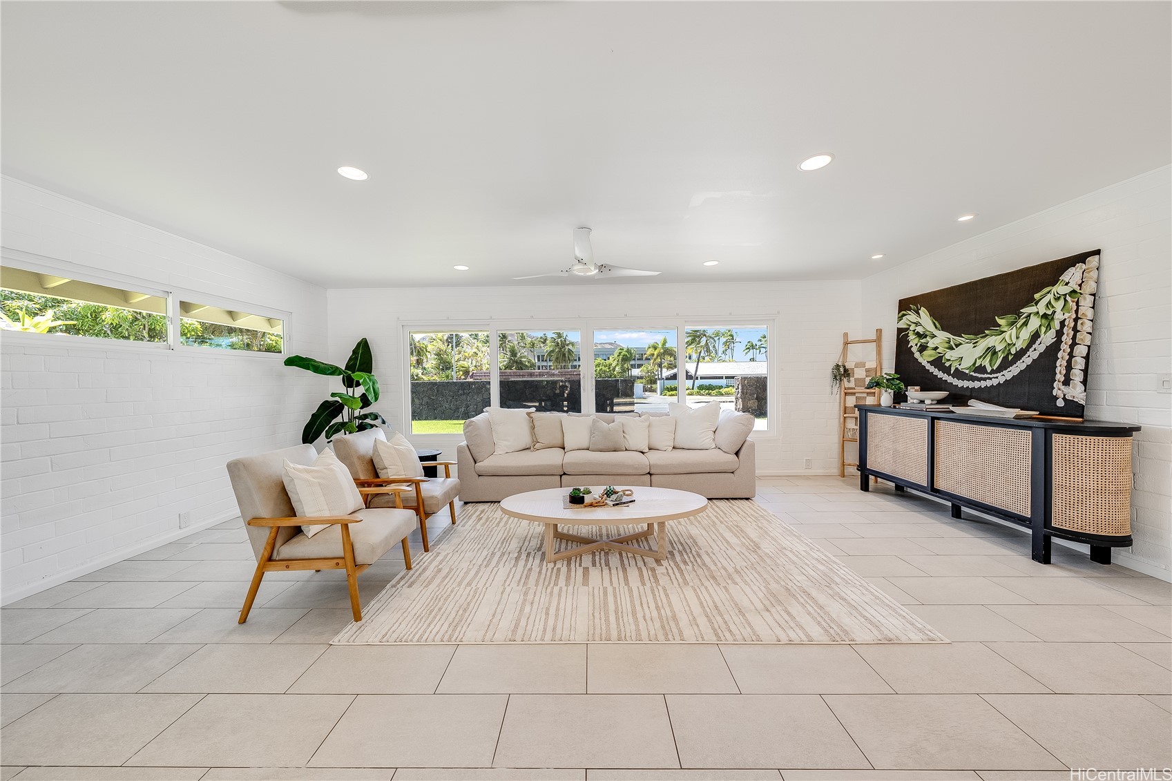 101 Kailuana Place
