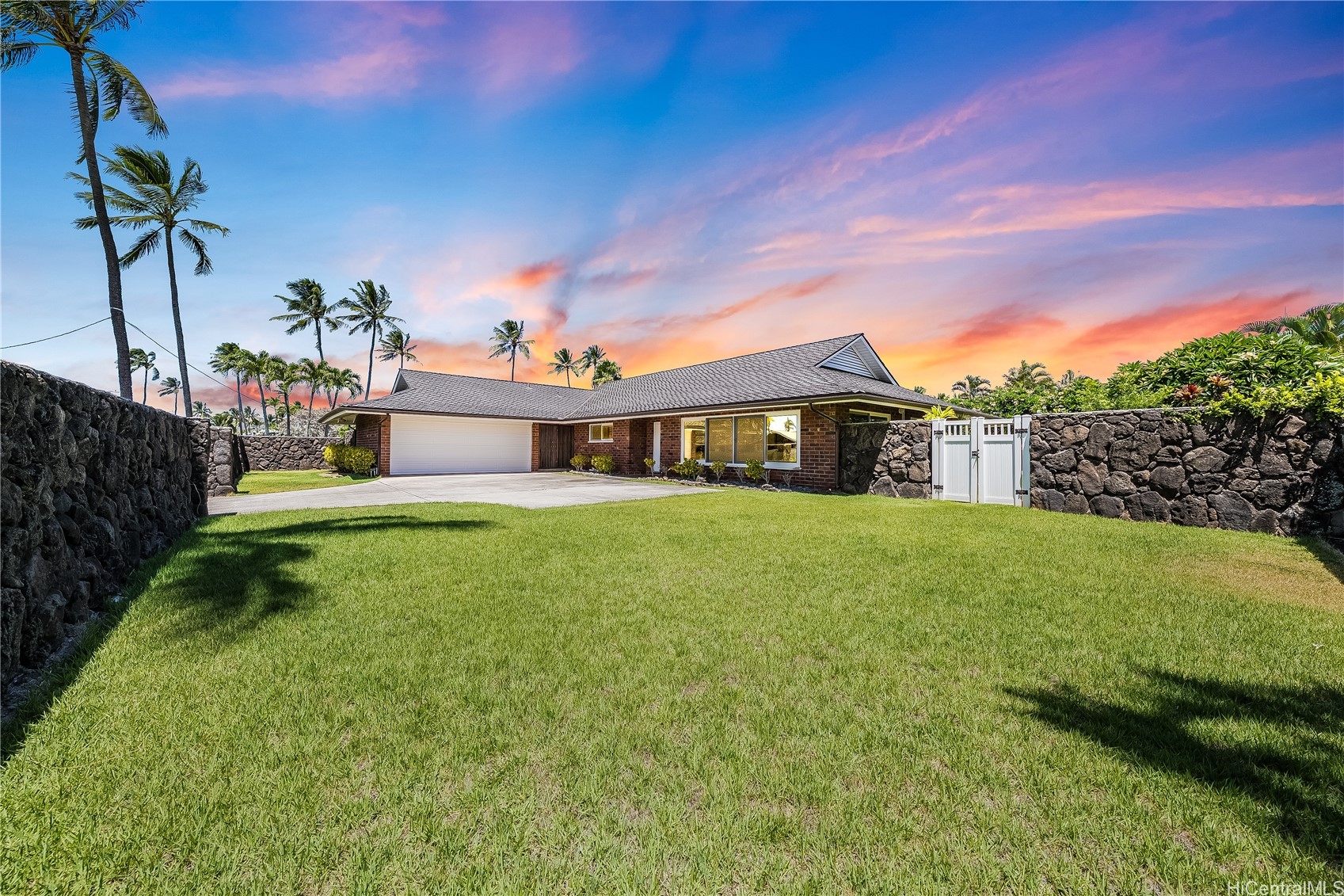 101 Kailuana Place